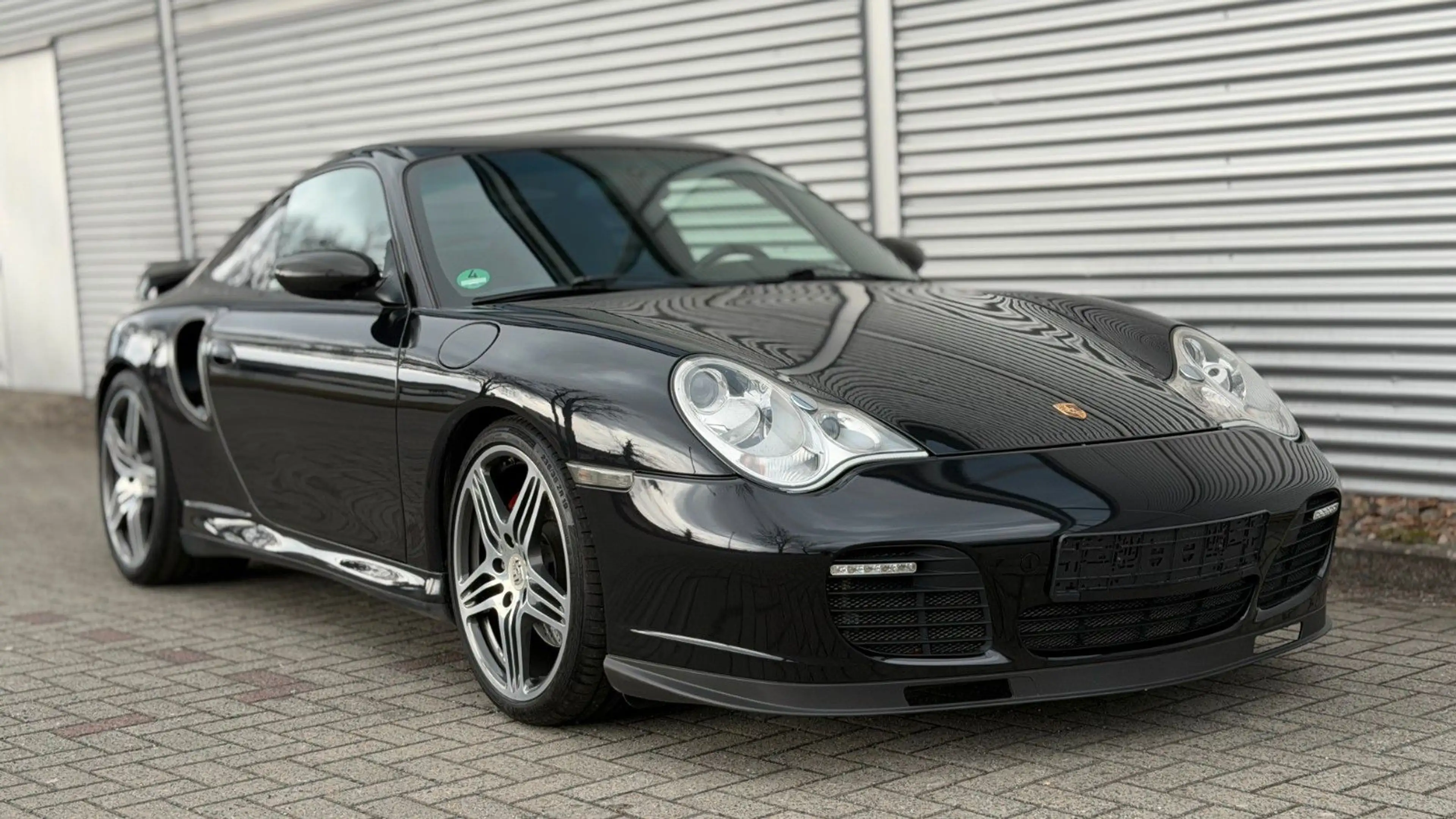 Porsche 996 Turbo mit Porsche Exclusiv Ausstattung — photo 15