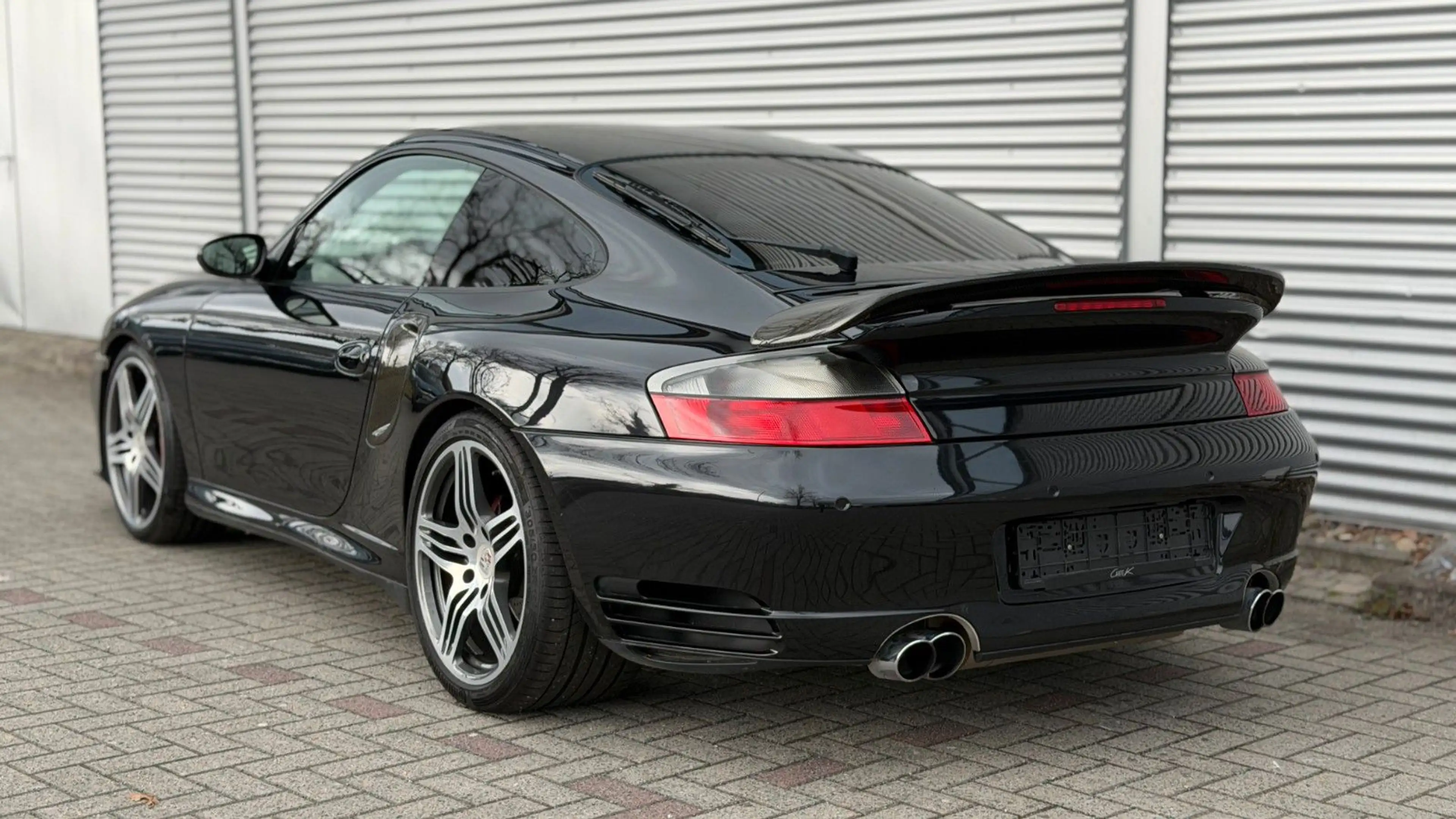 Porsche 996 Turbo mit Porsche Exclusiv Ausstattung — photo 12