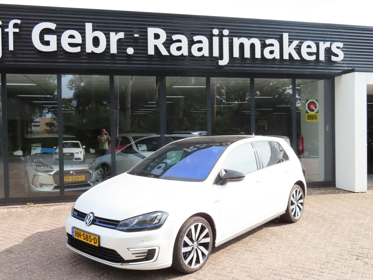 Volkswagen Golf 1.4 TSI GTE*Panorama*Navi*Camera*EXPORTPRIJS* Wit - 1