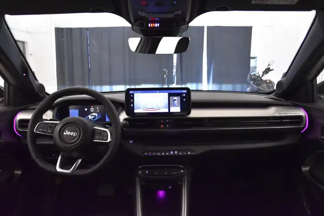 Jeep Avenger view 7