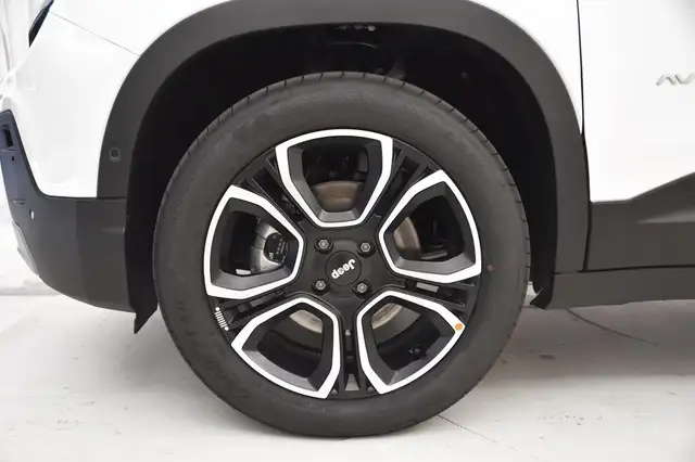Jeep Avenger view 6