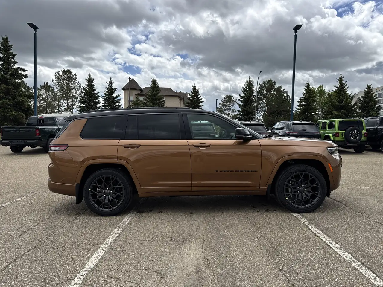 Jeep Grand Cherokee снимка Jeep Grand Cherokee