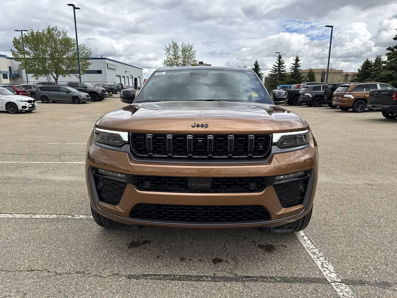Jeep Grand Cherokee снимка Jeep Grand Cherokee