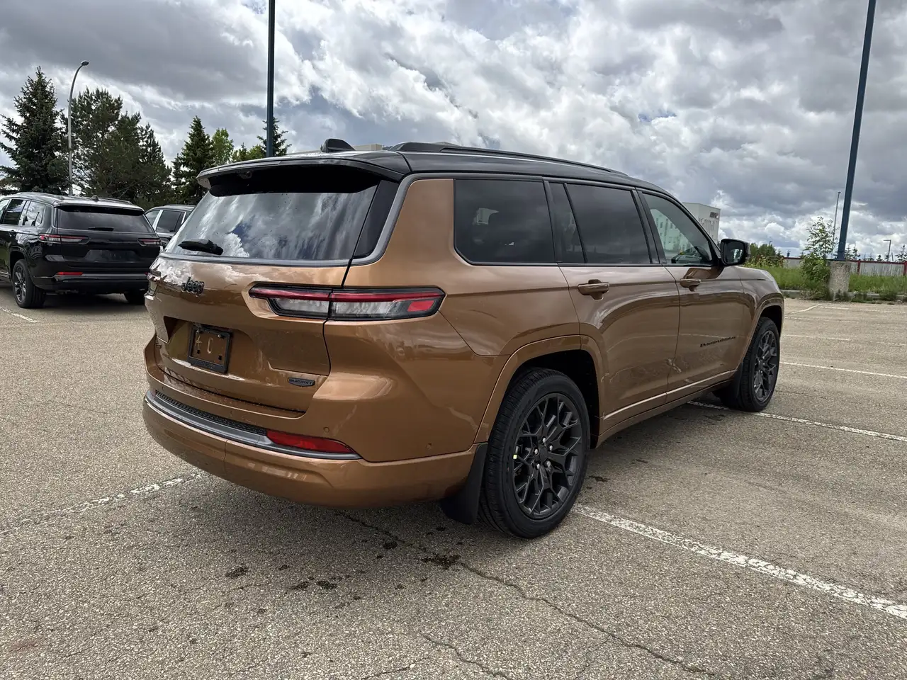 Jeep Grand Cherokee снимка Jeep Grand Cherokee
