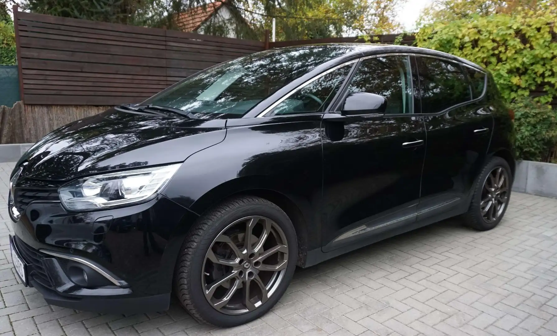 Renault Scenic Experience Scheckh 2ZoKlima Navi Shz LED Schwarz - 2