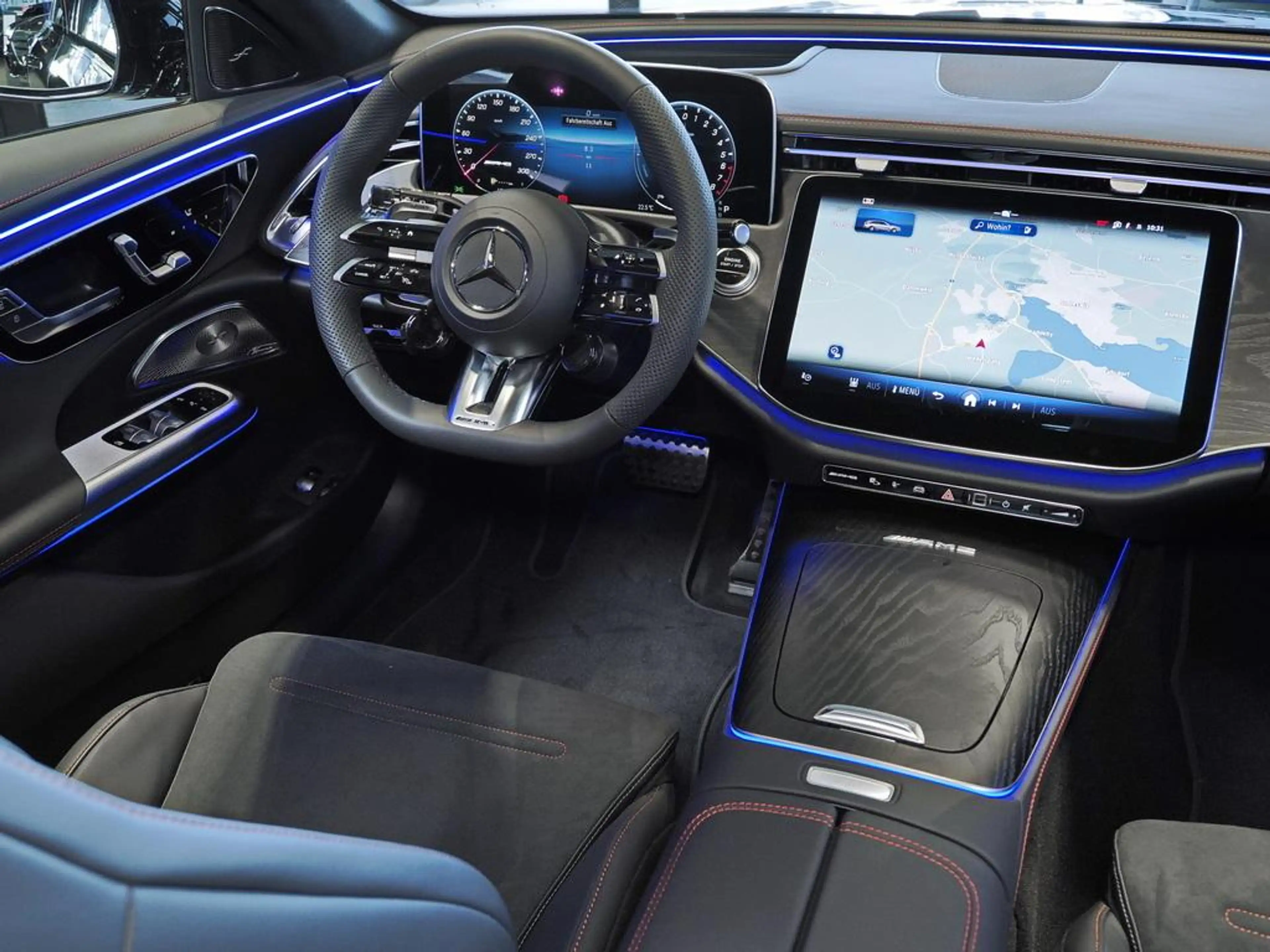 Mercedes-Benz E 53 AMG Hybr 4m+ T NIGHT-II PANO AHK 20-ZOLL — photo 8