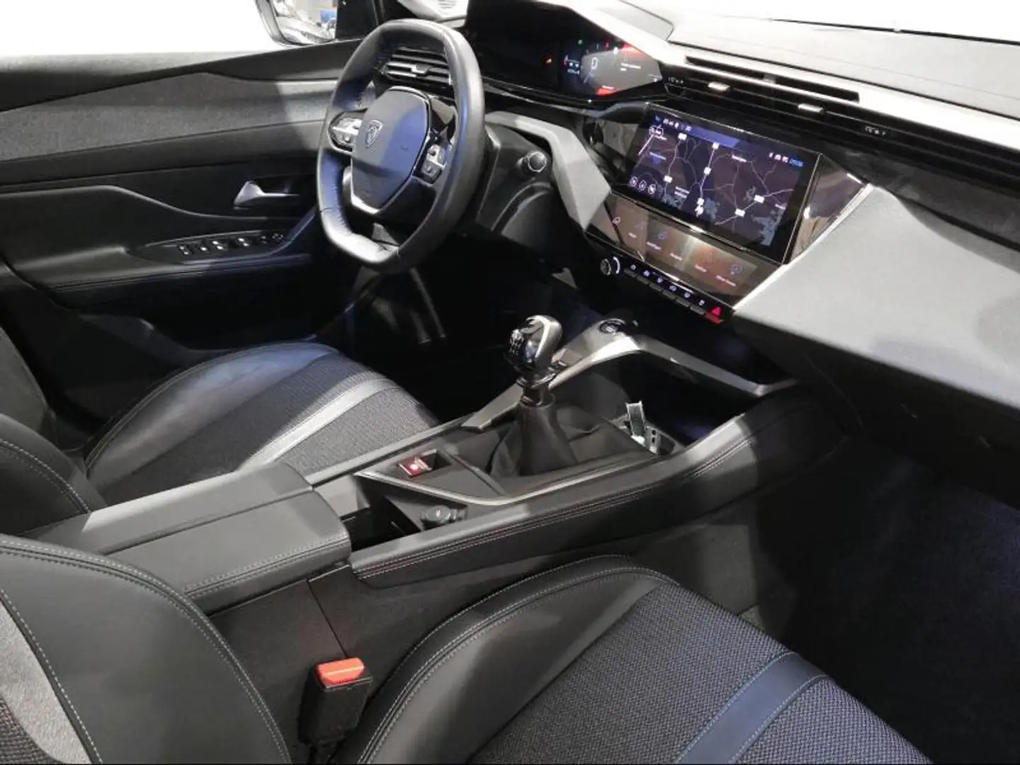 Peugeot 308 Allure 1.2i 130pk - Camera - Carplay - GPS - PDC Gris - 2