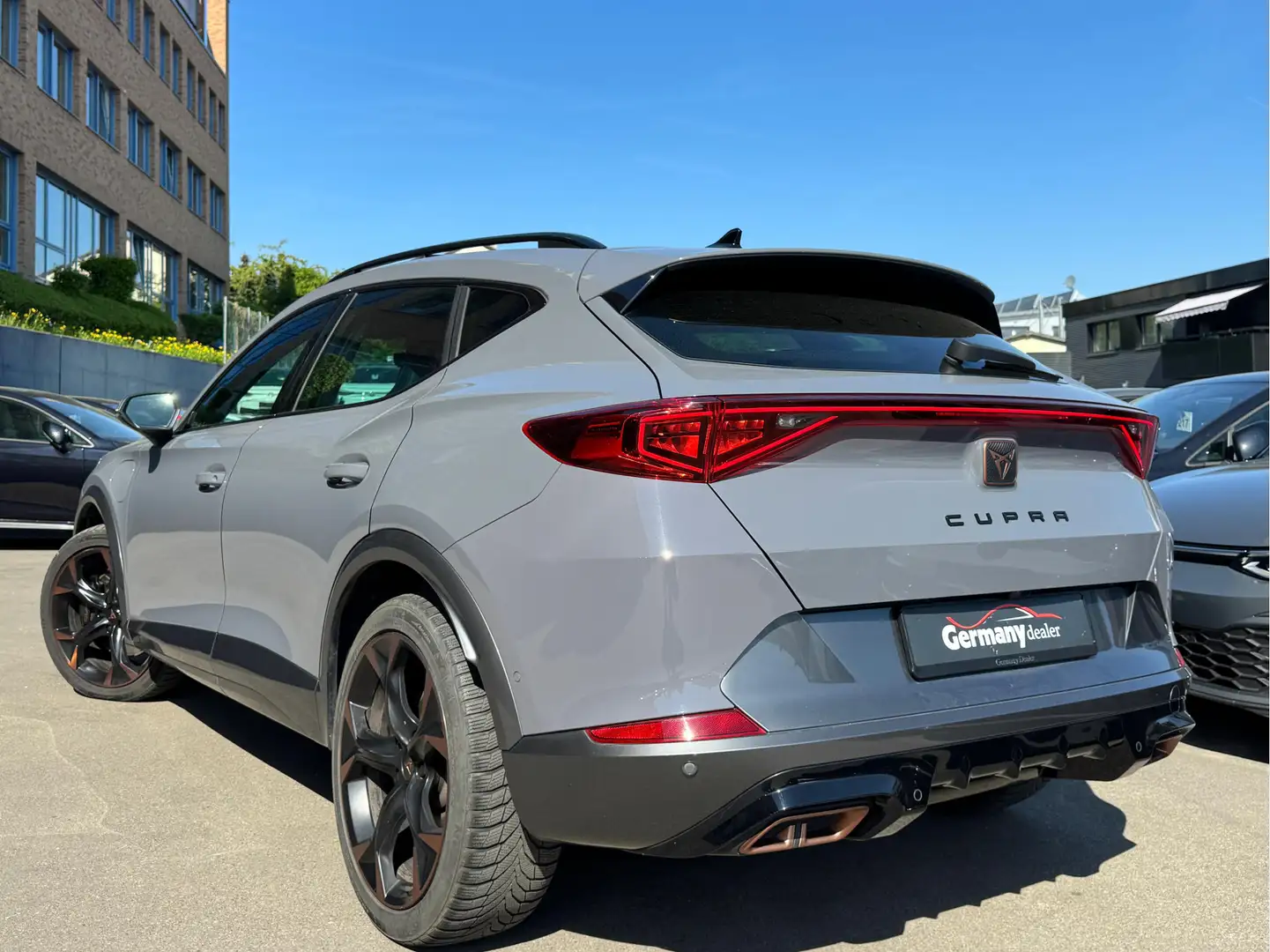 CUPRA Formentor 1.4 e-Hybrid VZ Performance 245pk Pano Adapt-Cruis Gris - 2