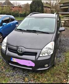 toyota corolla verso