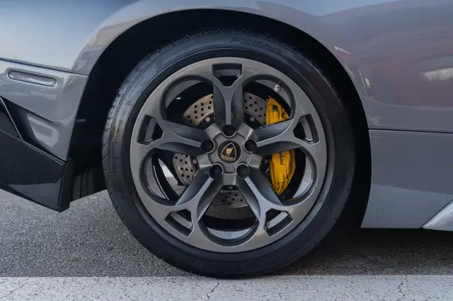 Lamborghini Murcielago view 22