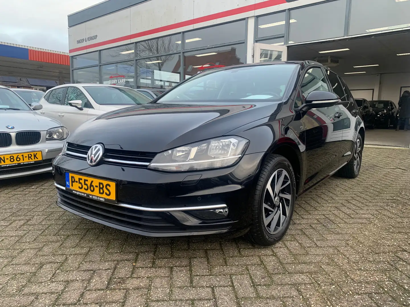 Volkswagen Golf 1.4 TSI Comfortline NAVI,PDC Zwart - 2