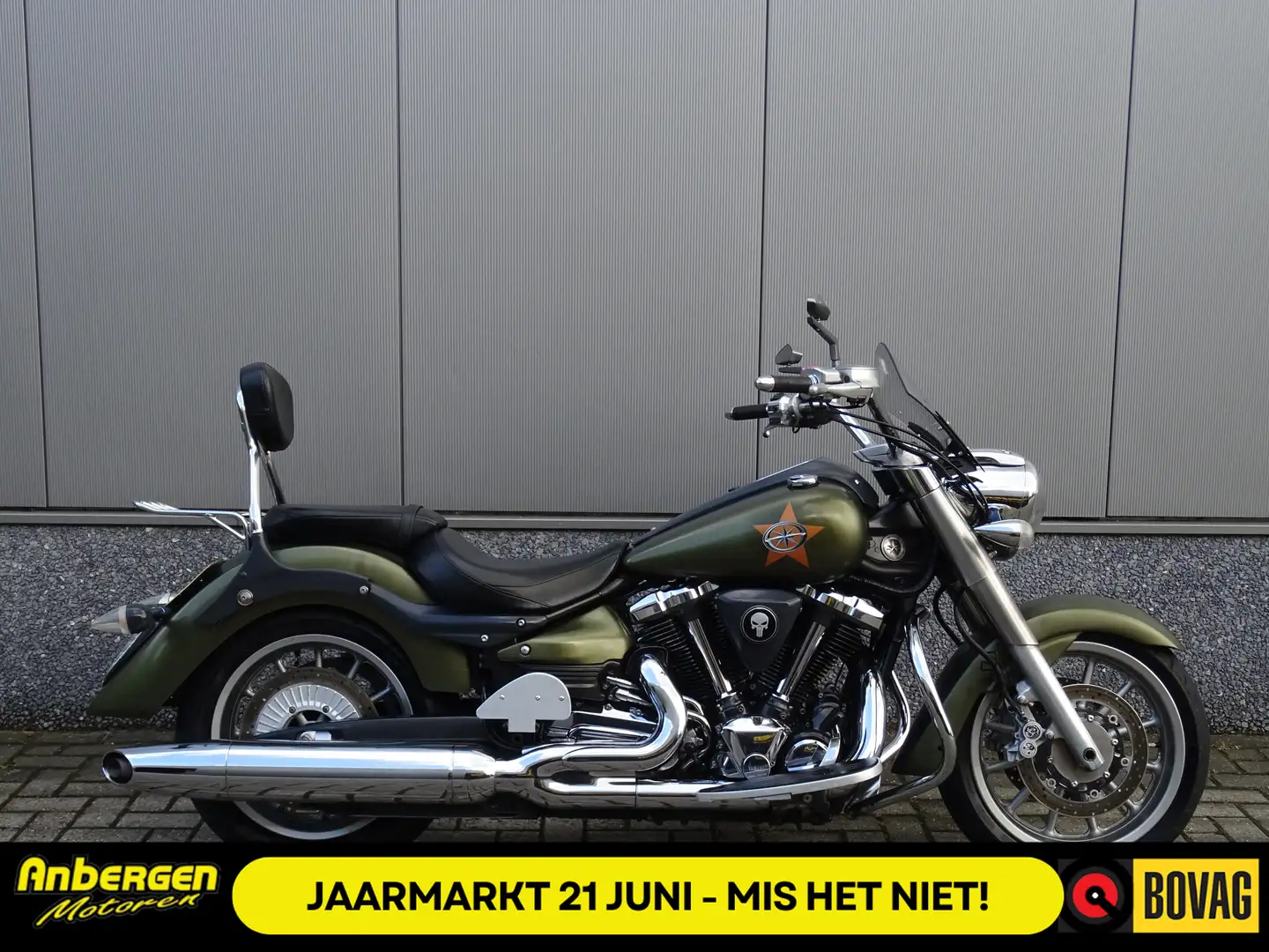 Yamaha XV 1900 Verde - 1
