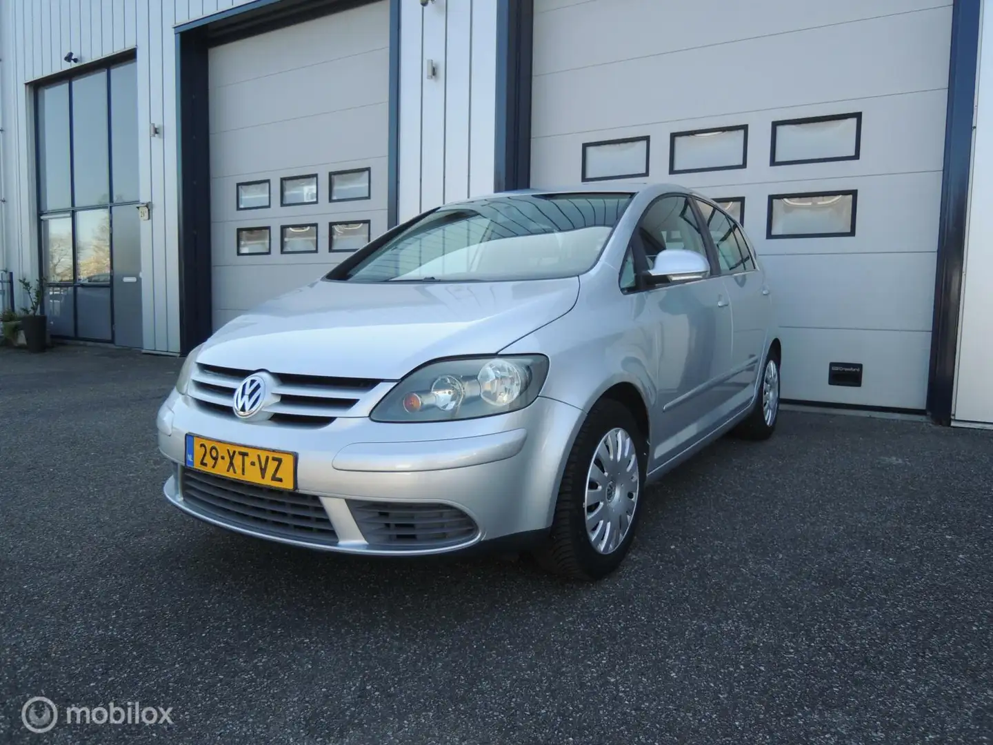 Volkswagen Golf Plus 1.6FSI /goed rijdende auto met trekhaak Gris - 1