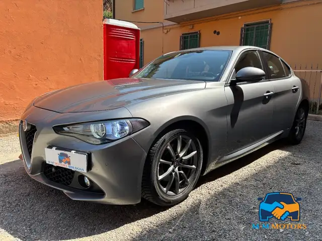 Alfa Romeo Giulia Giulia 2.2 t Business Sport 180cv