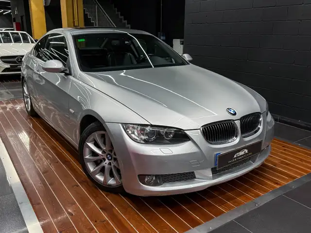 BMW 335 335dA Coupé