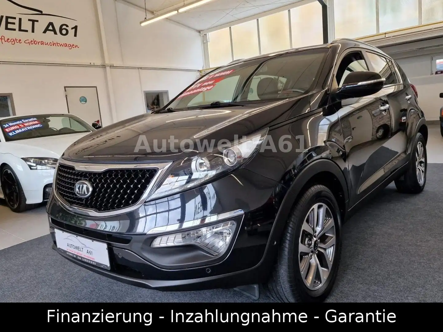 Kia Sportage Dream Team 2WD KAMERA+SHZ+PDC+GARANTIE Noir - 1