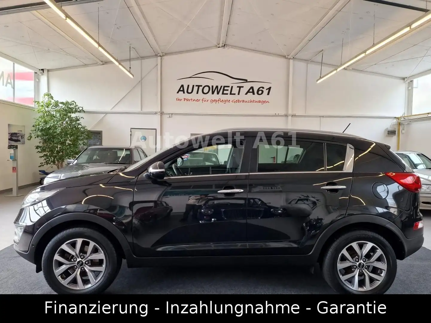 Kia Sportage Dream Team 2WD KAMERA+SHZ+PDC+GARANTIE Noir - 2