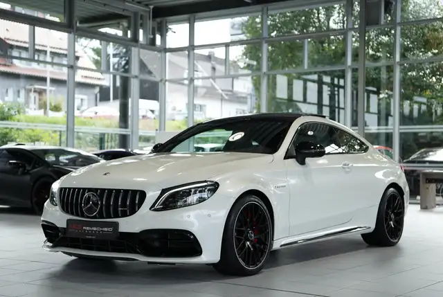 Mercedes-Benz C-Class view 5