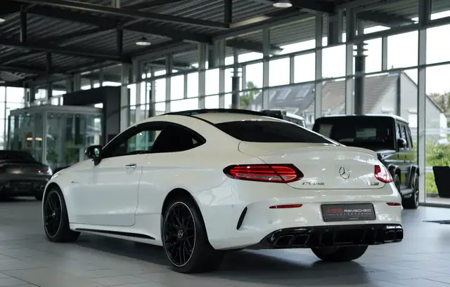 Mercedes-Benz C-Class view 10
