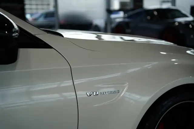 Mercedes-Benz C-Class view 12