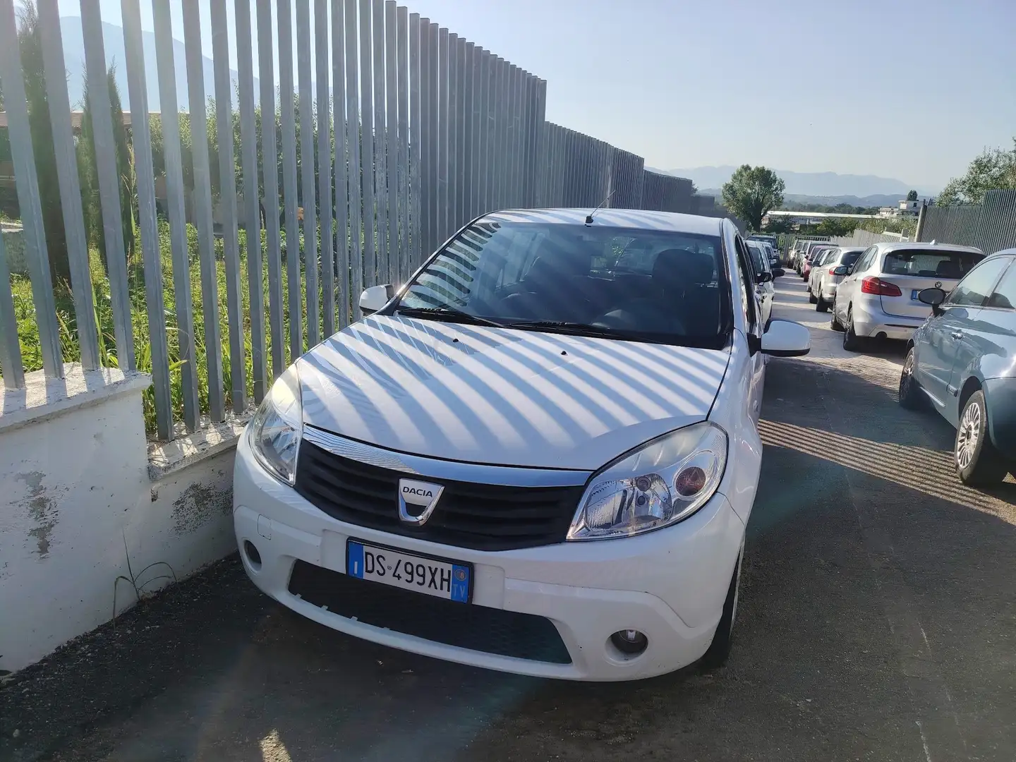 Dacia Sandero 1.4 8v Laureate GPL - 1