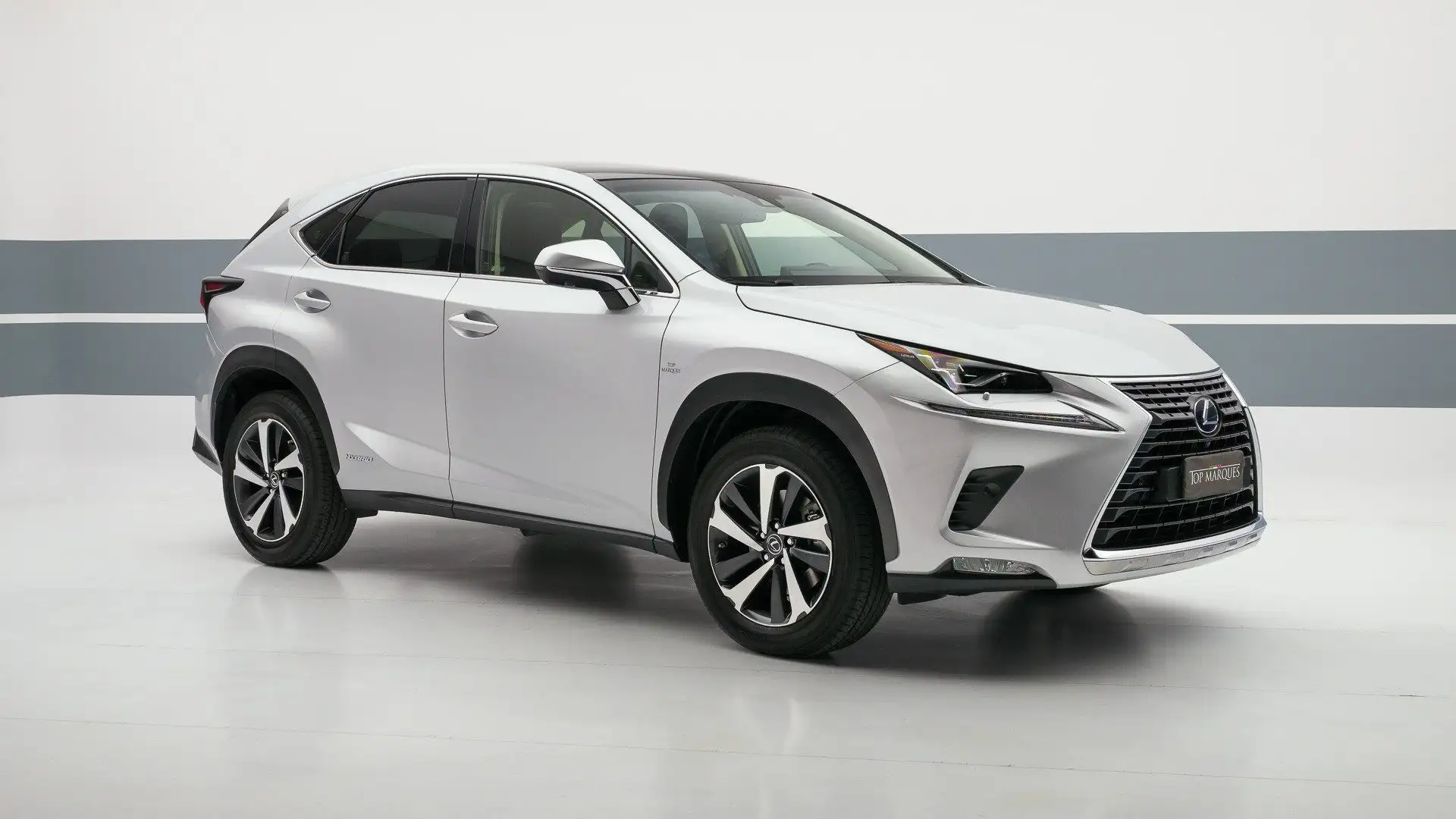 Lexus NX 300 Hybrid 4WD Luxury Szürke - 2