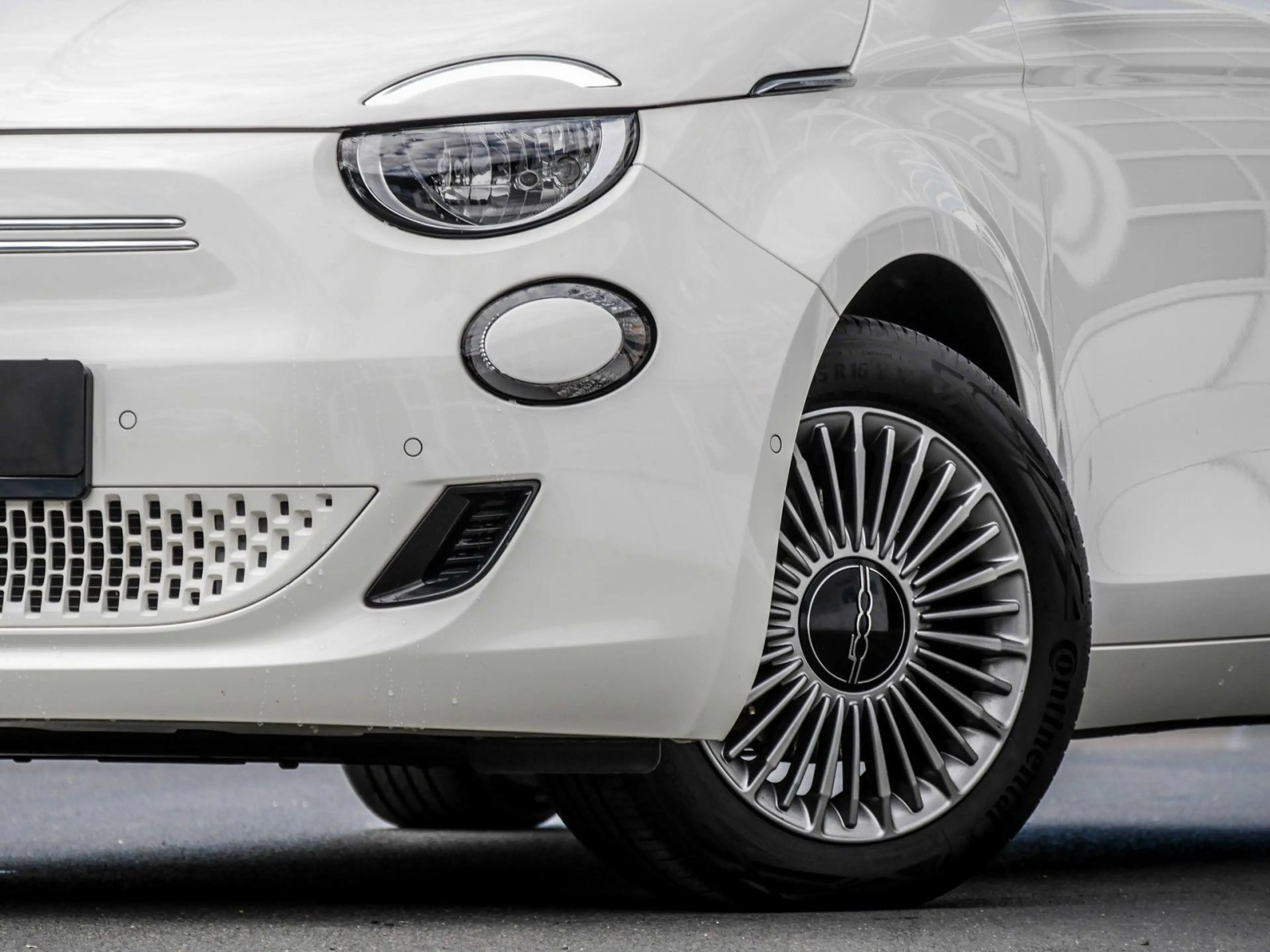 Fiat 500e Neuer 500 Base*Kamera*PDC*SHZ*CarPlay*ALU* — photo 5