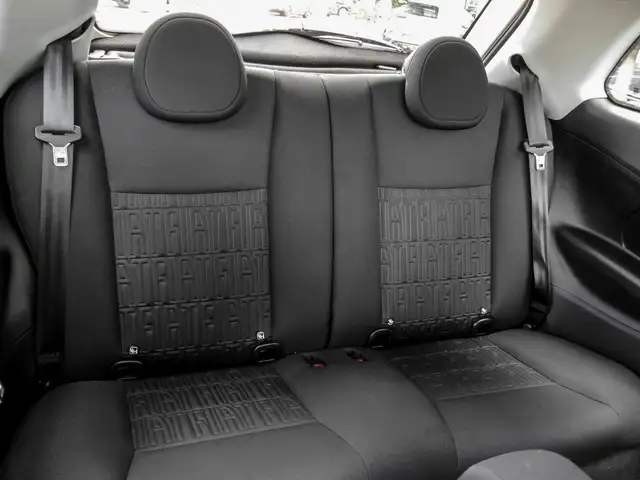 Fiat 500e view 4