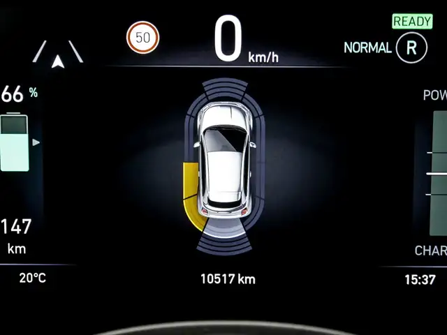 Fiat 500e view 10
