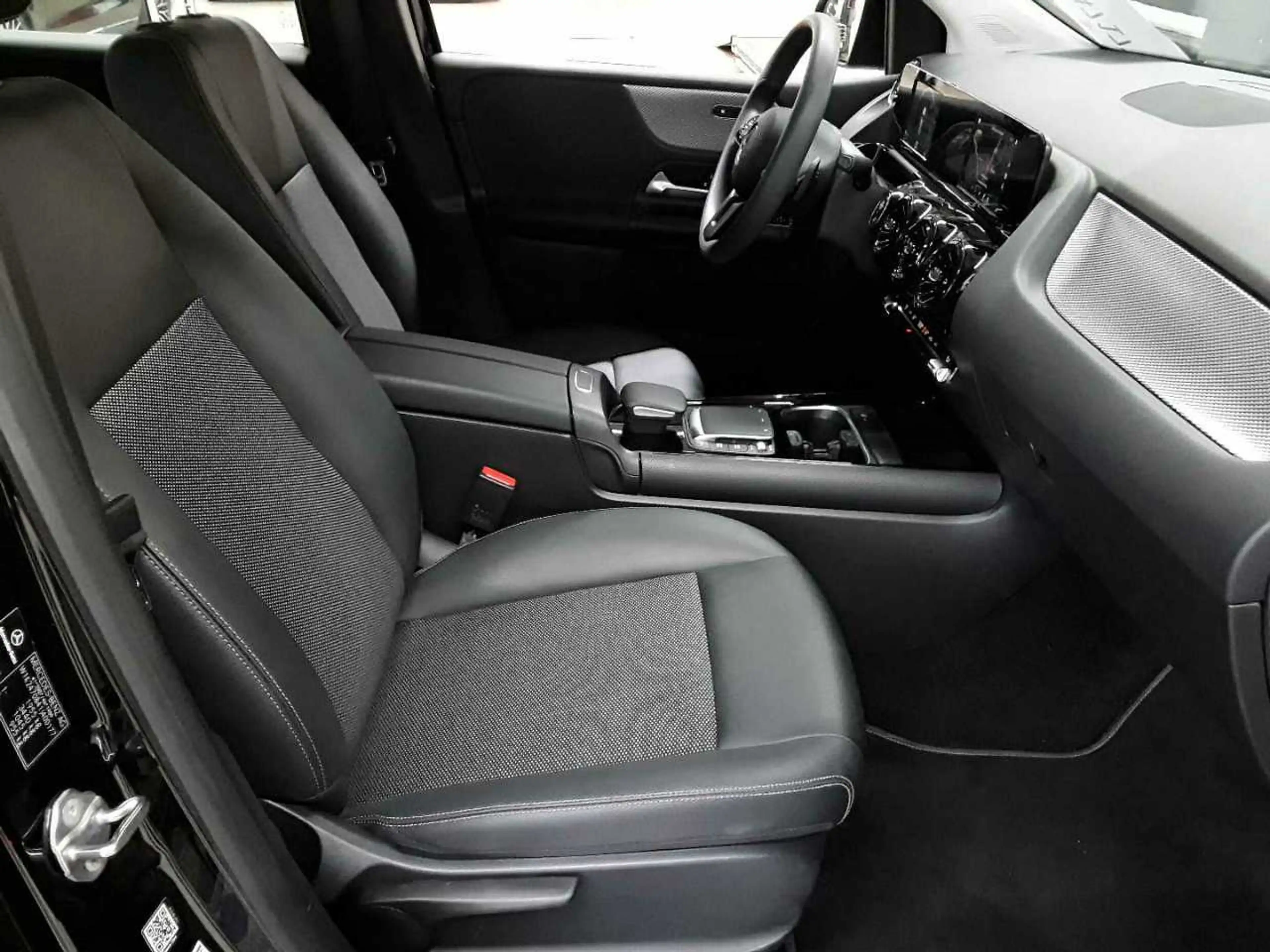 Mercedes-Benz B 180 B 180 7G- AHK BusiP KAM SHZ — photo 8