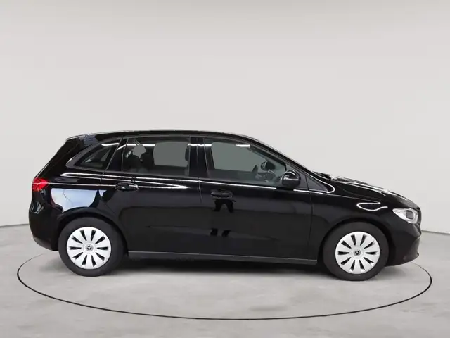 Mercedes-Benz B-Class view 3