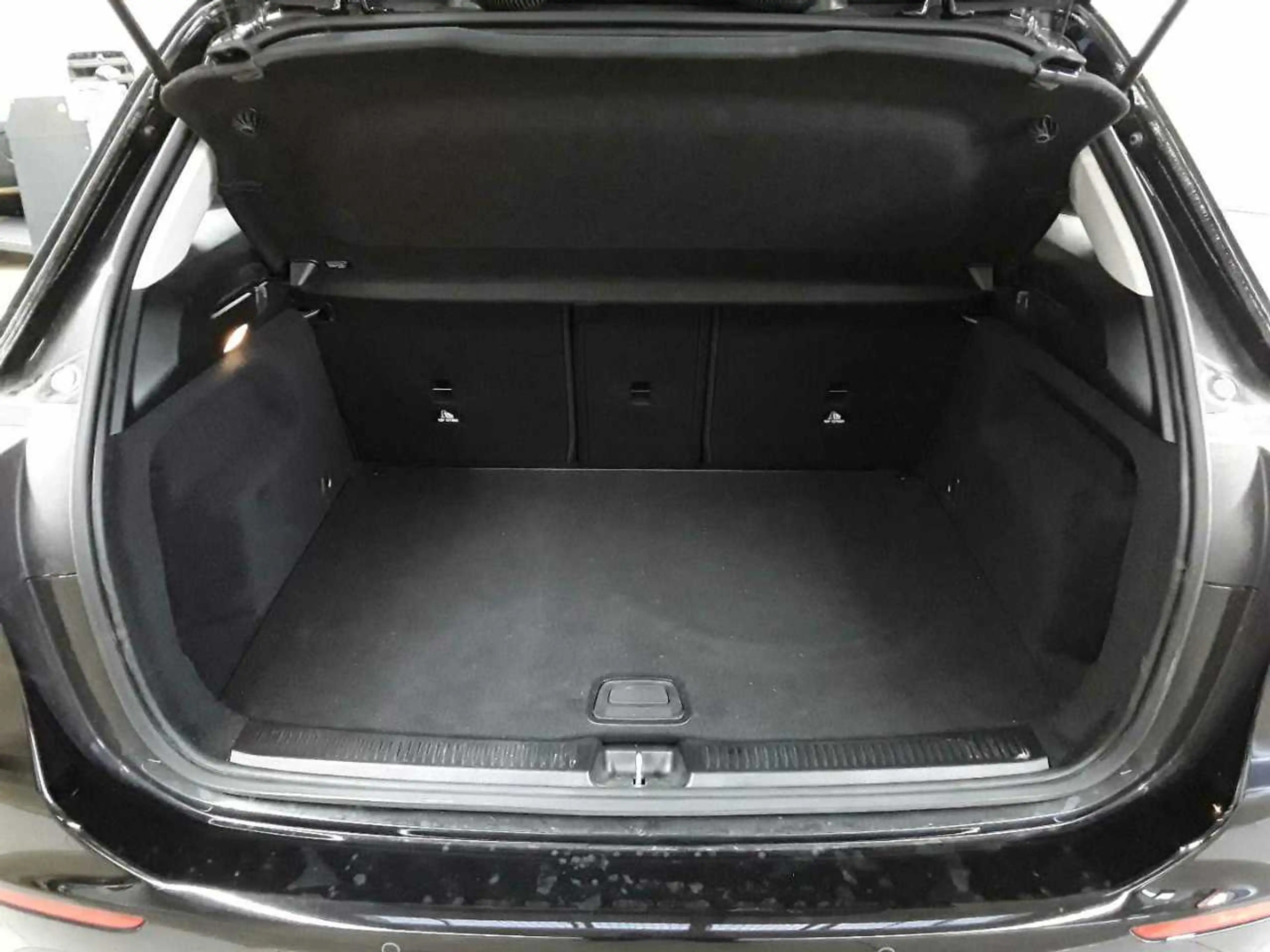 Mercedes-Benz B 180 B 180 7G- AHK BusiP KAM SHZ — photo 15