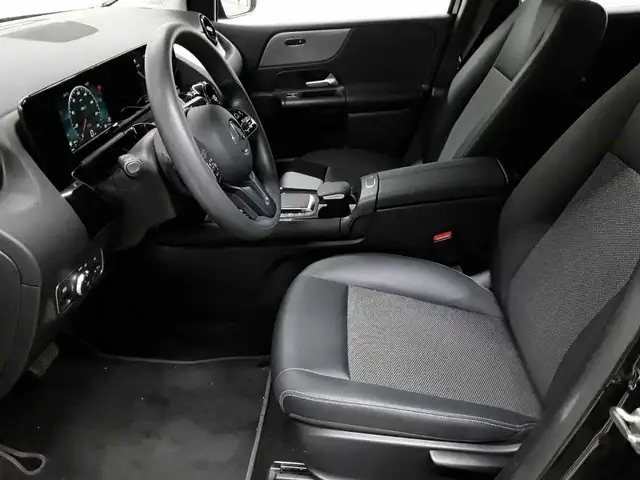 Mercedes-Benz B-Class view 7