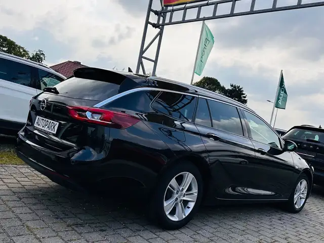 Opel Insignia view 6