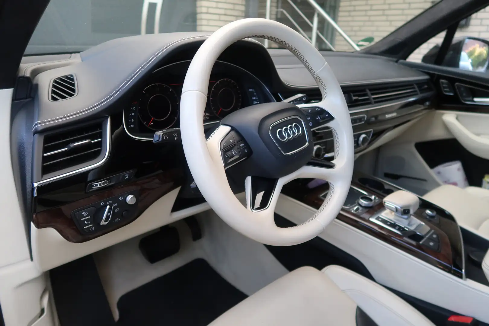 Audi Q7 3.0 TDI quattro Audi-individual S-line Selection Schwarz - 1
