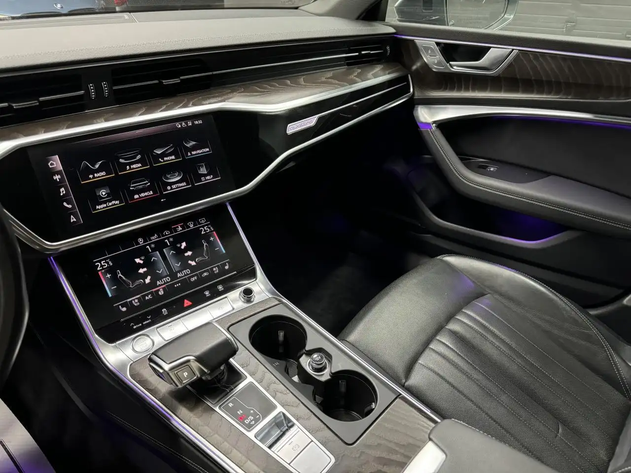 Audi A7 снимка Audi A7
