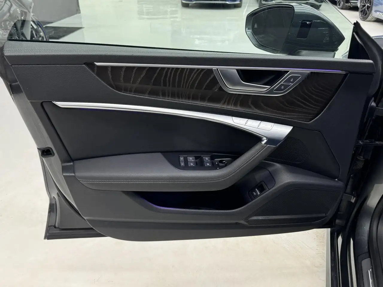 Audi A7 снимка Audi A7