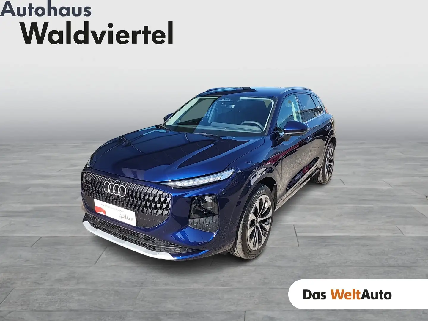 Audi Q3 TDI 110 kW  intense Blau - 1