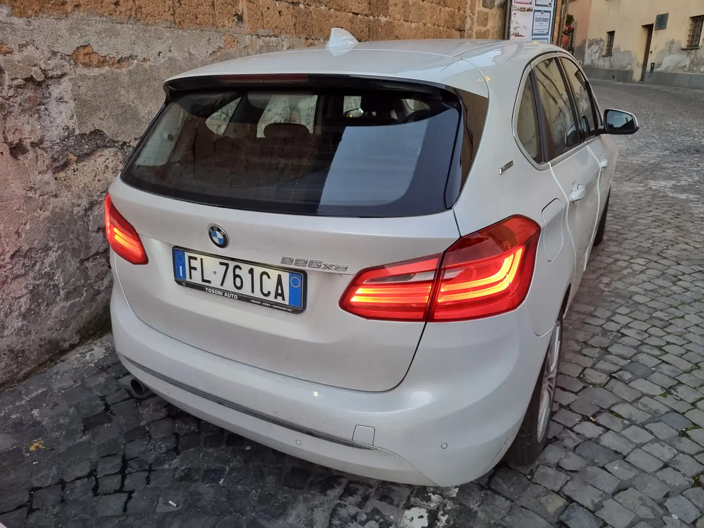 BMW 225 Active Tourer 225xe iPerformance Advantage Bianco - 2
