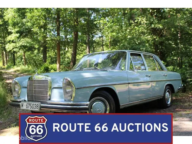 Mercedes-Benz 250 250SE