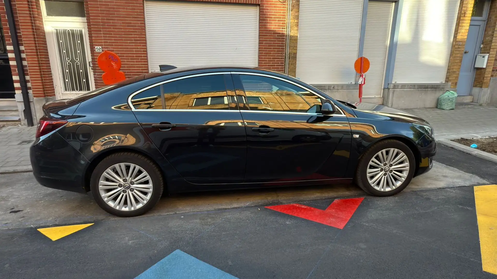 Opel Insignia Insignia 1.6 CDTi ecoFLEX Cosmo Zwart - 2