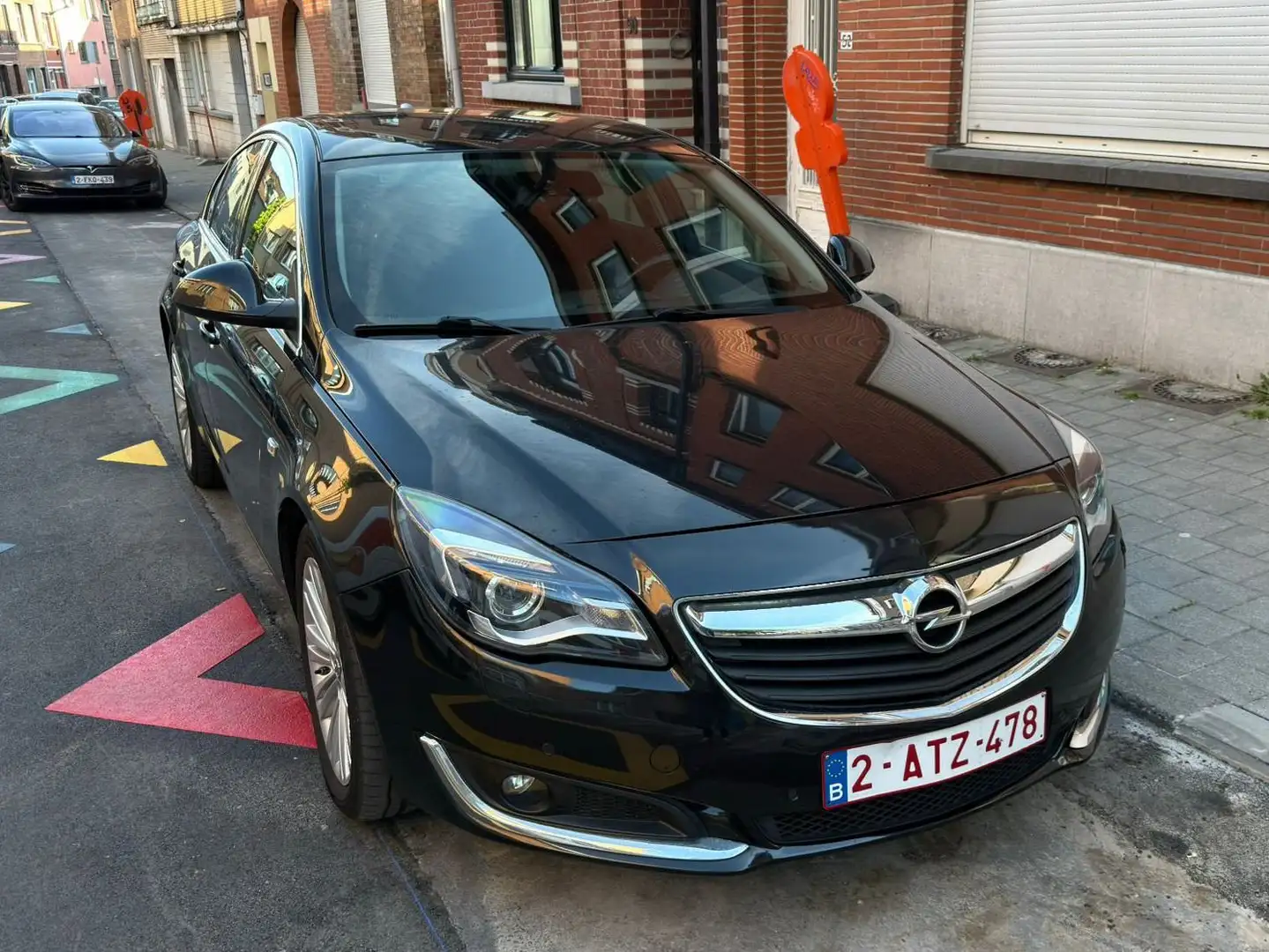 Opel Insignia Insignia 1.6 CDTi ecoFLEX Cosmo Zwart - 1