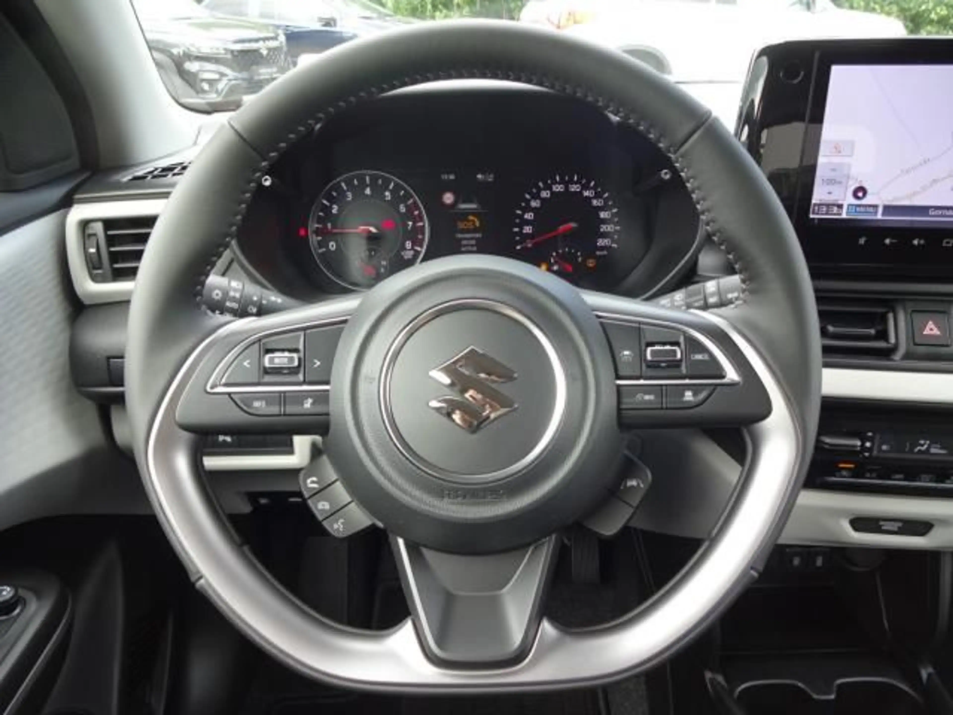 Suzuki Swift SWIFT 1.2 DUALJET COMFORT NAVI SITZHEI. DAB+ EPH — photo 10