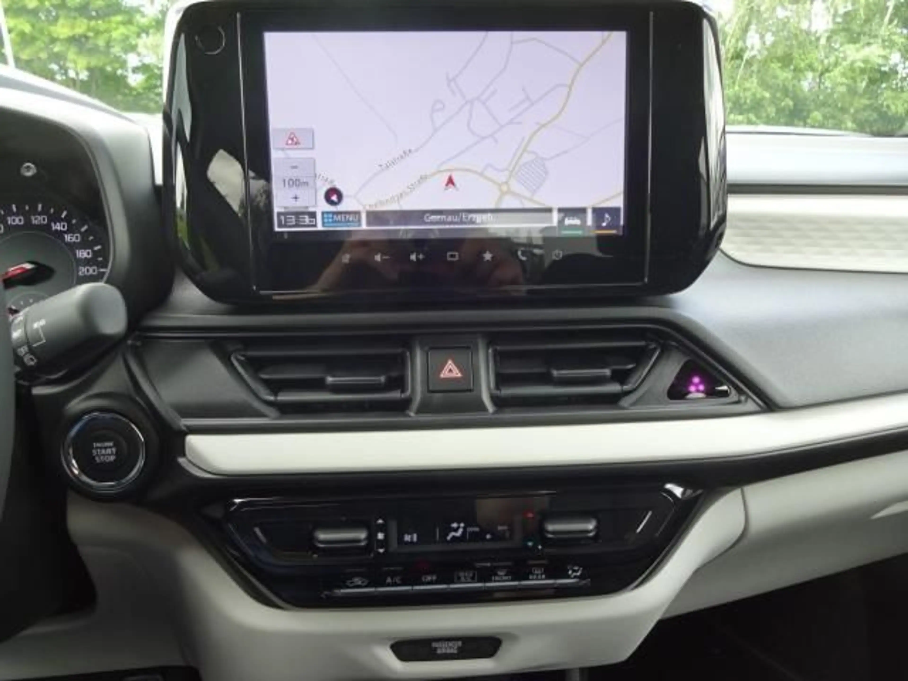 Suzuki Swift SWIFT 1.2 DUALJET COMFORT NAVI SITZHEI. DAB+ EPH — photo 11