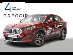 BMW iX2 eDrive20 | Cam | Pano | Stoel vw