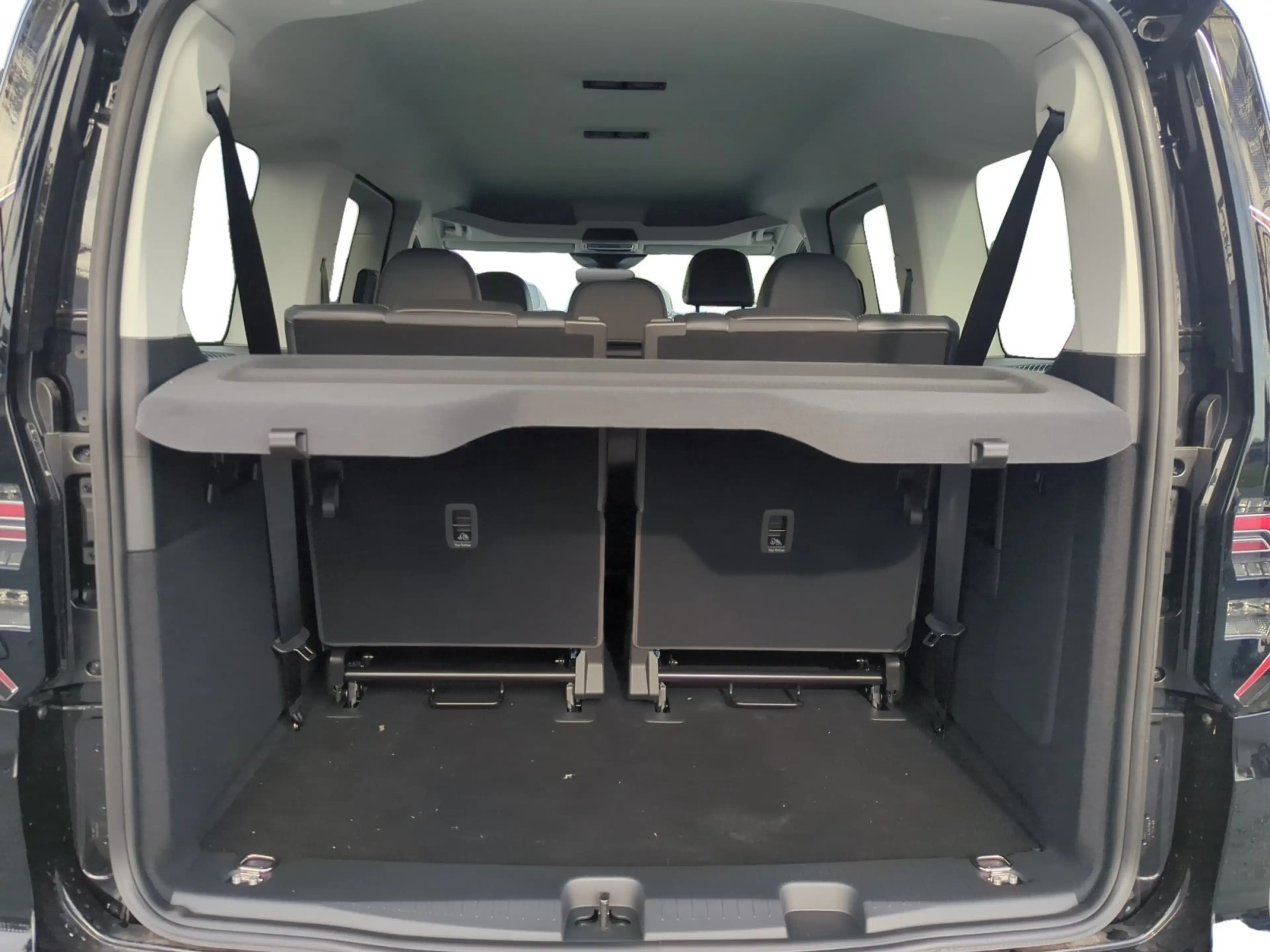 Volkswagen Caddy Kombi Style 1.5 TSI DSG ACC*AHK*NAVI*LED*PDC — photo 7