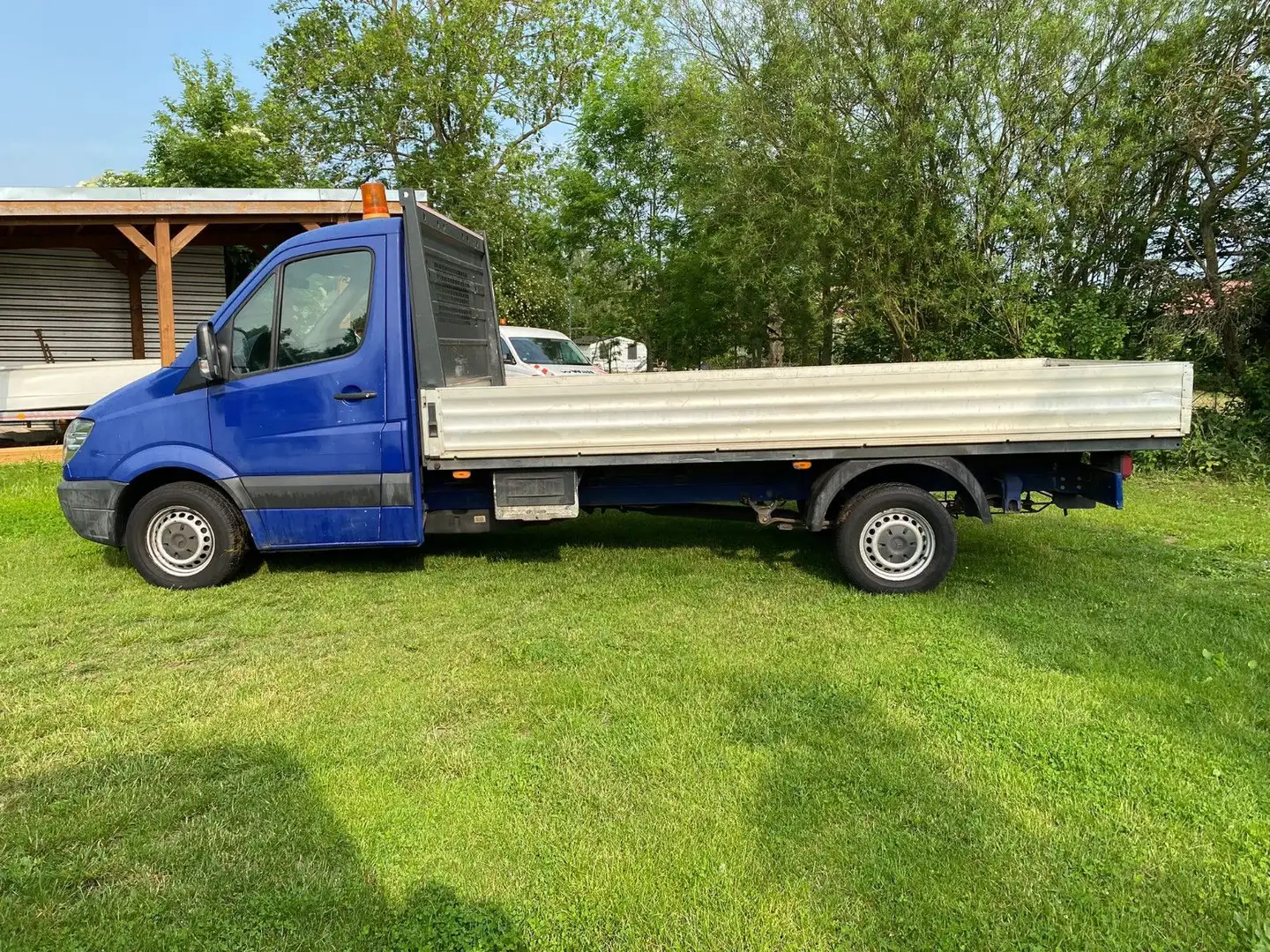 Mercedes-Benz Sprinter II Pritsche - 95KW - 1. Hand Blau - 1