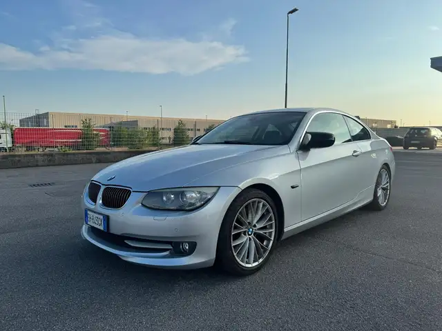 BMW 325 325d cat Coupé Futura