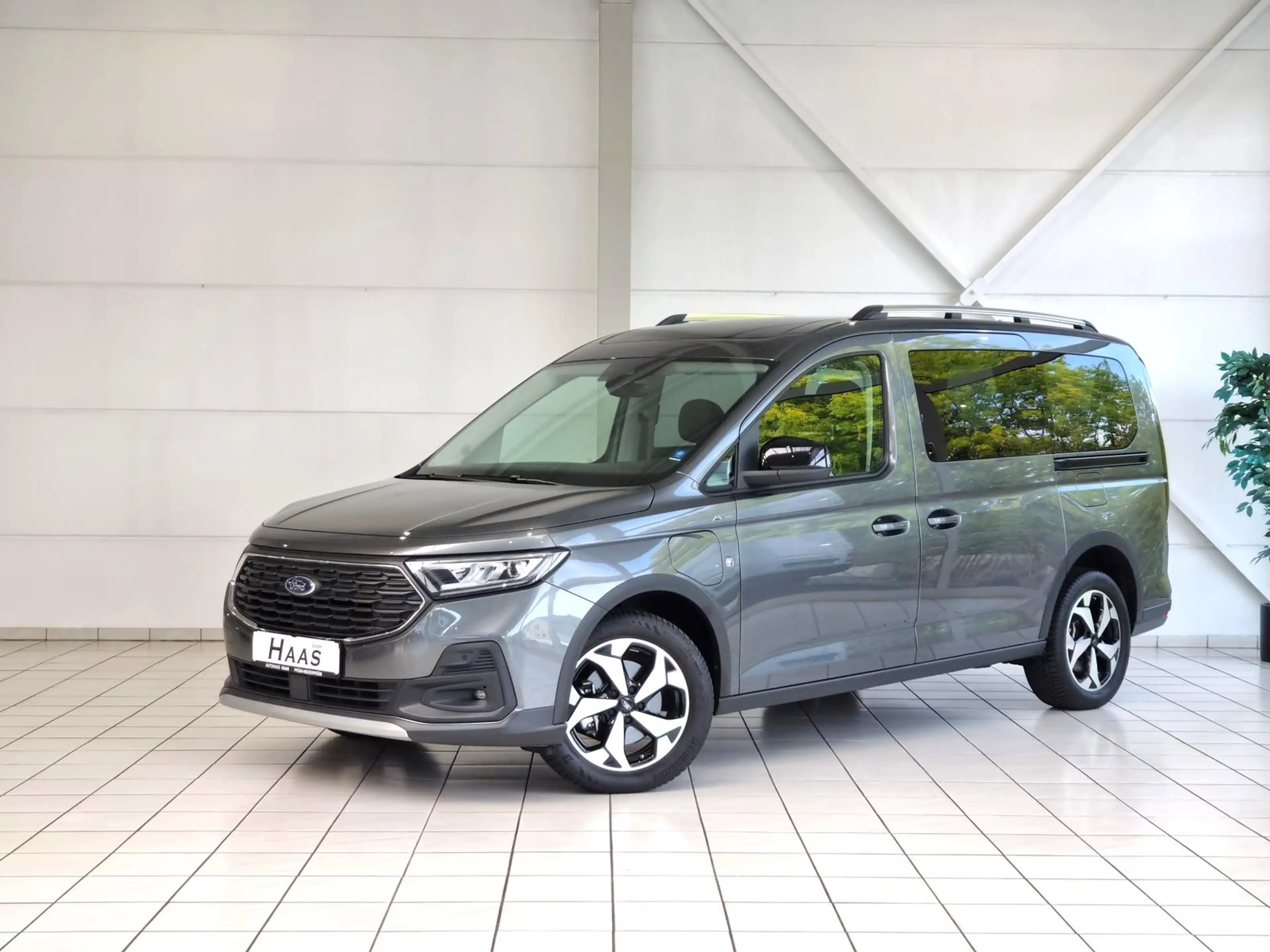 Ford Tourneo Connect L2 Active PHEV #AGR #FA 5P #7-Sitze #Pano #R.Kam # — photo 2