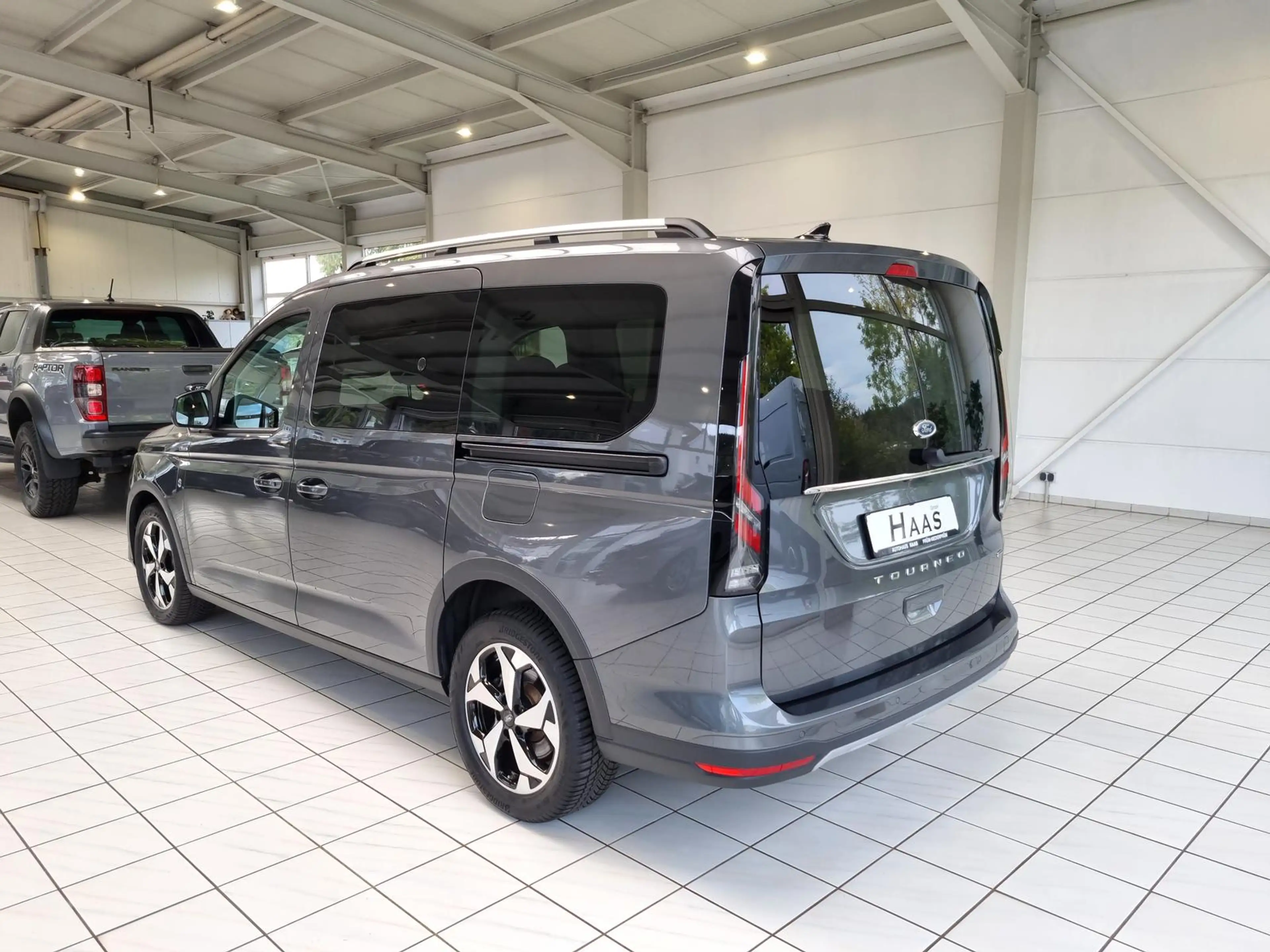 Ford Tourneo Connect L2 Active PHEV #AGR #FA 5P #7-Sitze #Pano #R.Kam # — photo 8